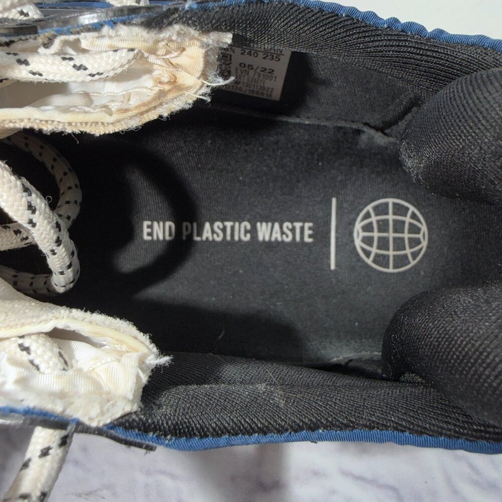 ADIDAS By Stella McCartney OUTDOOR BOOST 2.0 Cold.RDY Size 7 Trail Running Shoes - Picture 10 of 13